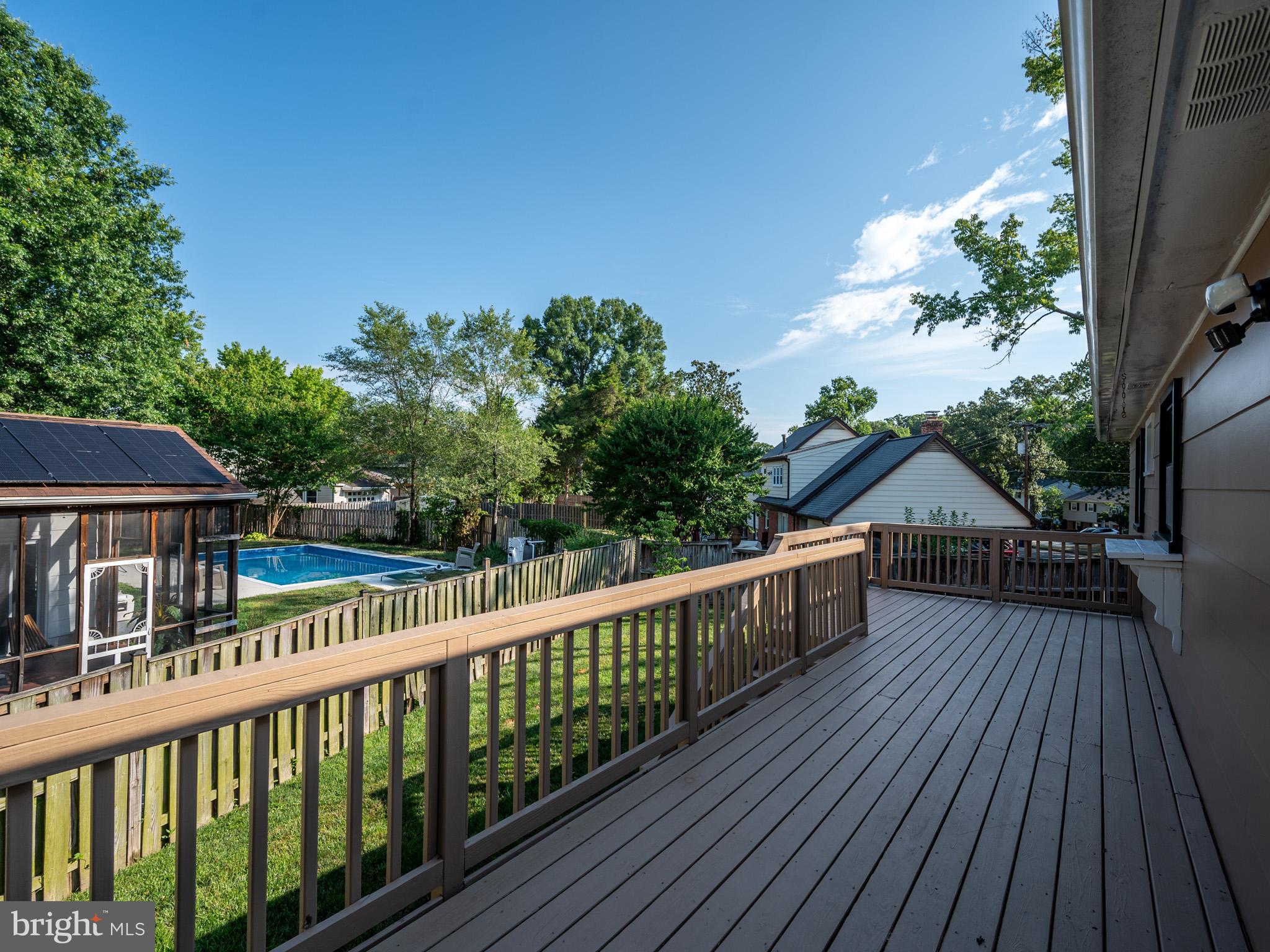 2300 Collingwood Road Alexandria, VA 22306 - Photo 33 of 41 Deck