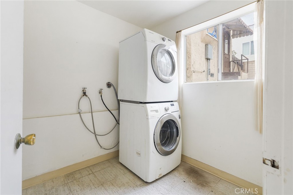 972 Alta Vista Drive Altadena, CA 91001 - Photo 15 of 19