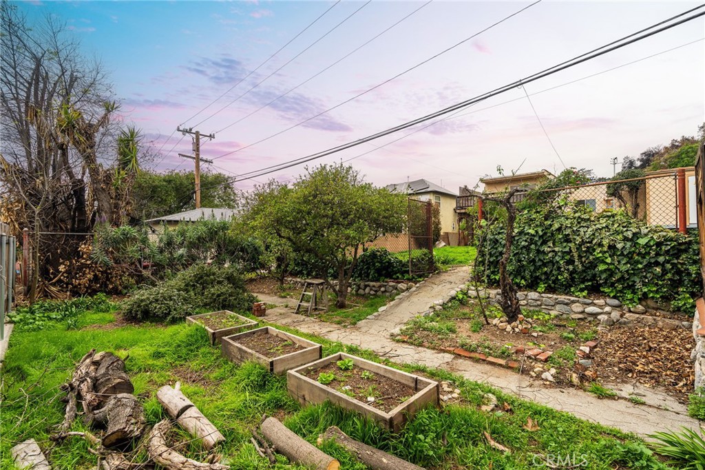 972 Alta Vista Drive Altadena, CA 91001 - Photo 17 of 19