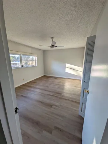 $1,500 | 1025 Country Club Drive, Unit 302, Margate, FL 33063