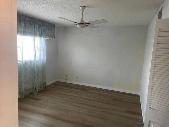 $1,500 | 1025 Country Club Drive, Unit 302, Margate, FL 33063