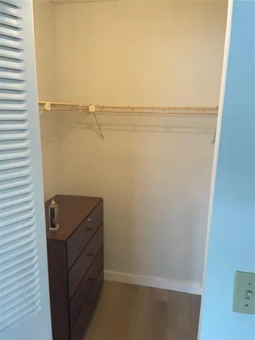 $1,500 | 1025 Country Club Drive, Unit 302, Margate, FL 33063