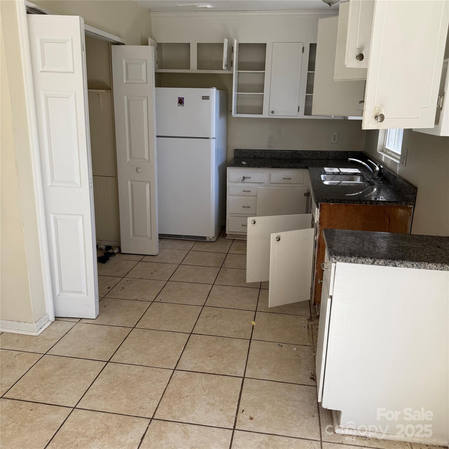 1314 Milan Road East Charlotte, NC 28216 - Photo 5 of 14 Gallery Image 5