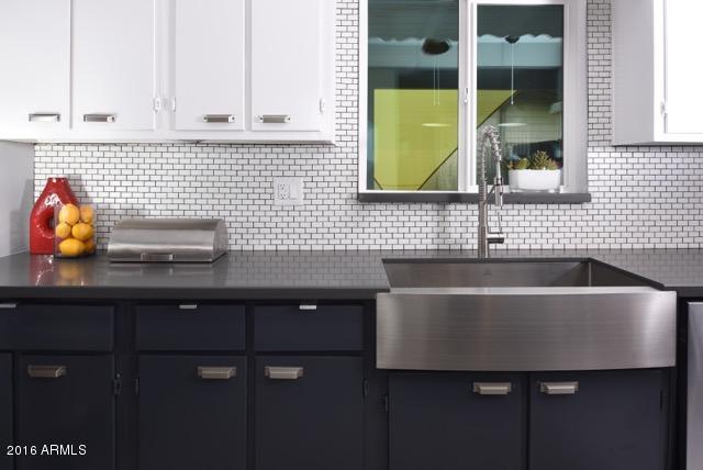 825 West Picadilly Road Phoenix, AZ 85013 - Photo 9 of 36 Kitchen WIth Stainless Farmhouse SInk
