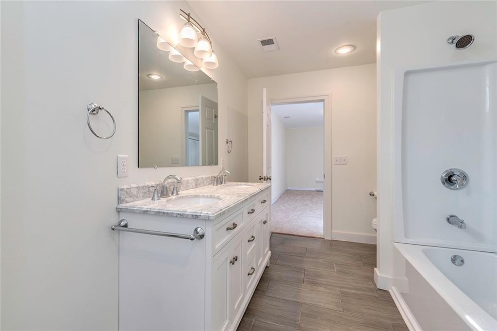426 Fort Couch Road Pittsburgh, PA 15241 - Photo 20 of 25 Gallery Image 20