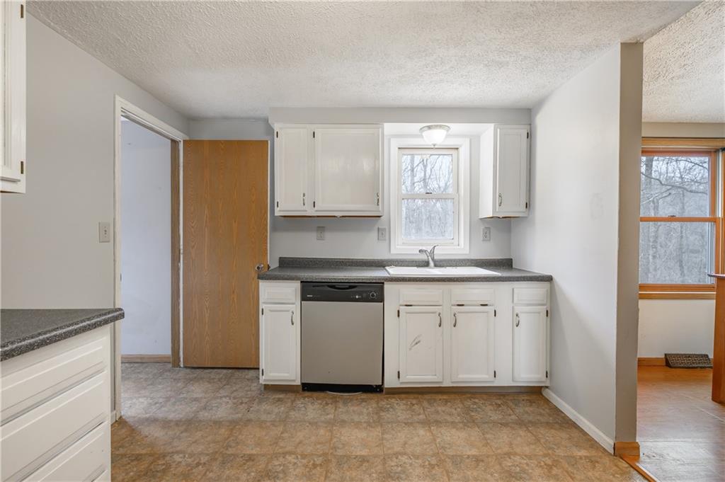 9498 Carmel Ridge Road Morgantown, IN 46160 - Photo 11 of 58 Gallery Image 11