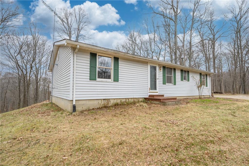 9498 Carmel Ridge Road Morgantown, IN 46160 - Photo 2 of 58 Gallery Image 2