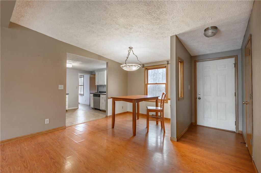 9498 Carmel Ridge Road Morgantown, IN 46160 - Photo 5 of 58 Gallery Image 5