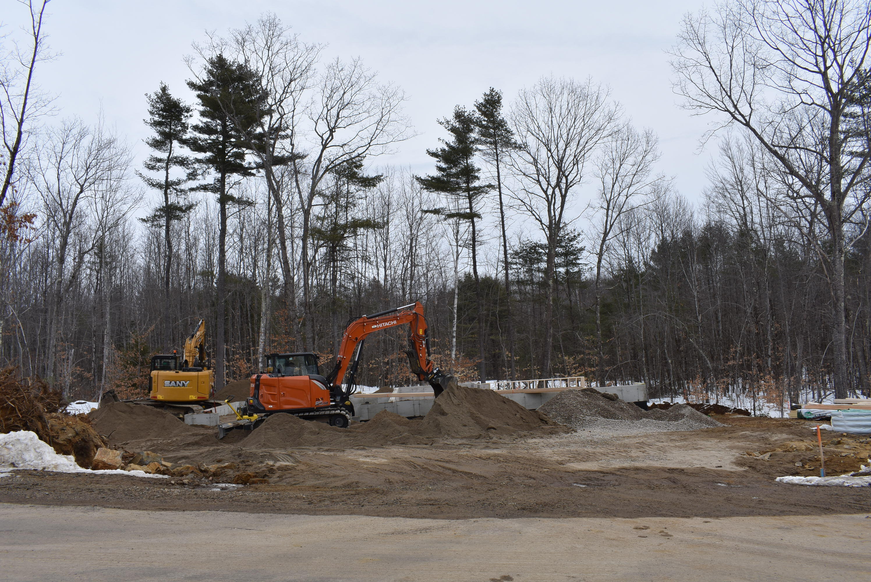 24 Eastern Lane Standish, ME 04084 - Photo 13 of 40 Driveway Curbcut Zone