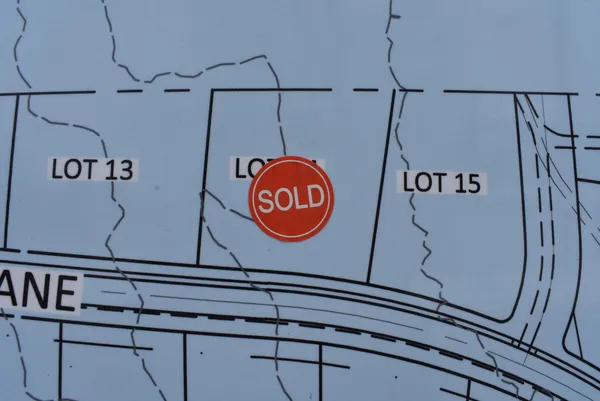 $680,000 | 24 Eastern Lane, Standish, ME 04084