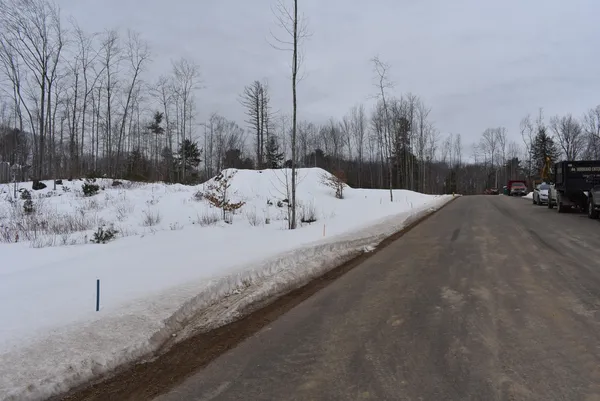 $680,000 | 24 Eastern Lane, Standish, ME 04084