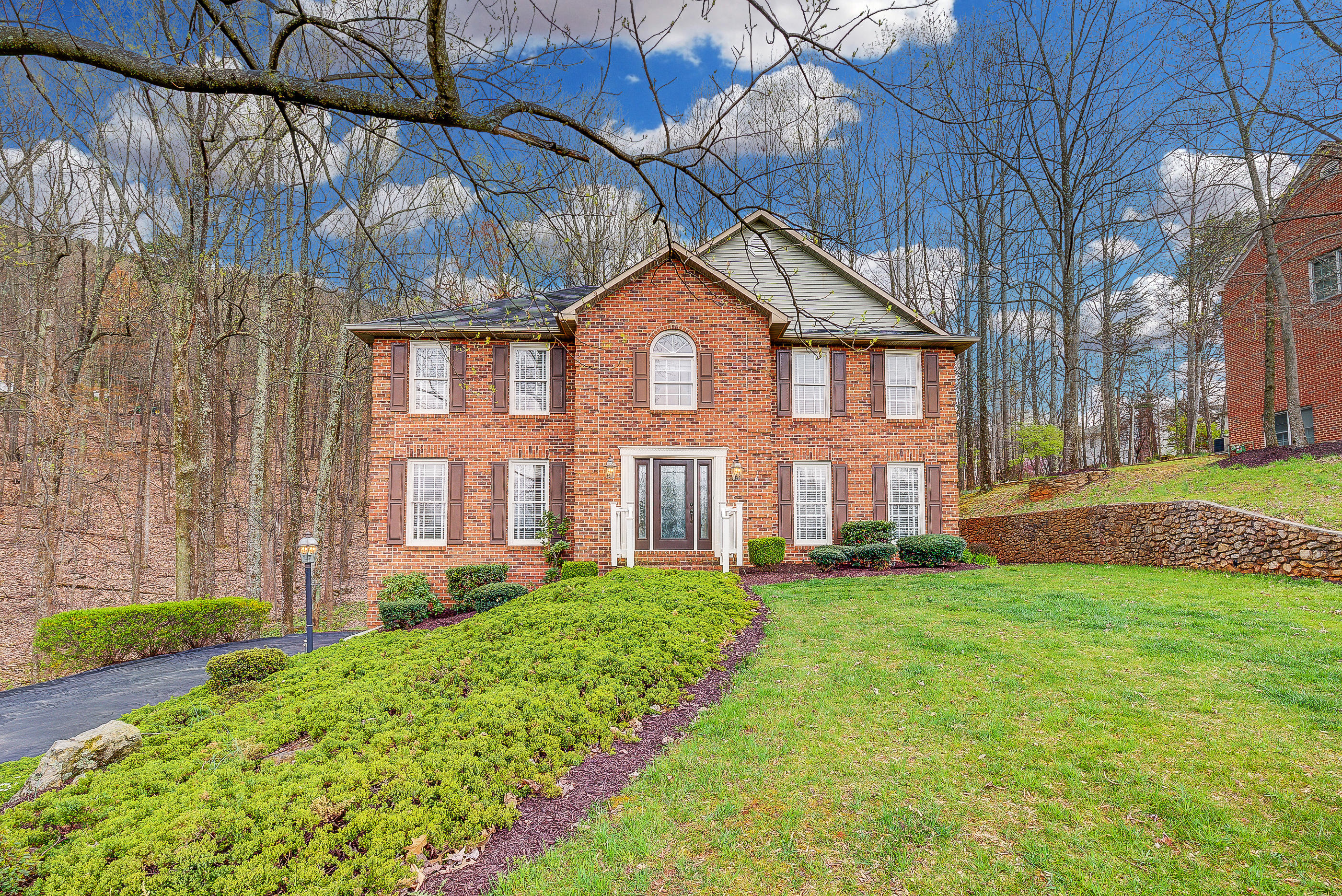820 Stayman Road Roanoke, VA 24019 - Photo 1 of 1 Front