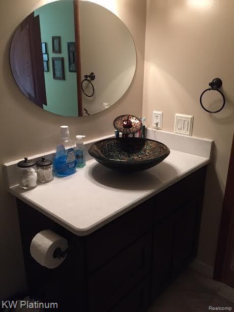 4108 Rabidue Road North Street, MI 48049 - Photo 17 of 32 Master bath