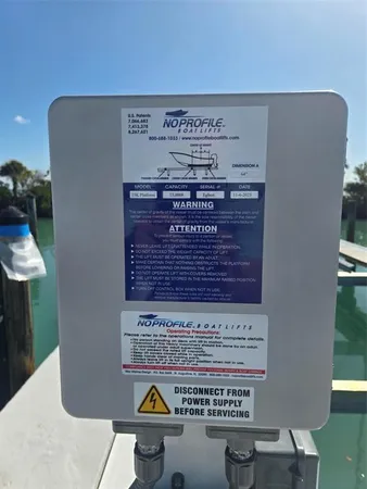 a view of a bench in kitchen