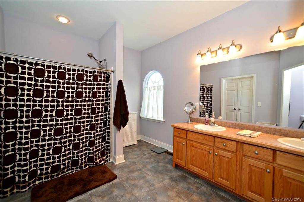 59 Woodfin Road Sylva, NC 28779 - Photo 14 of 24