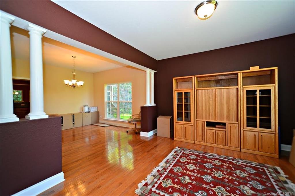 59 Woodfin Road Sylva, NC 28779 - Photo 4 of 24