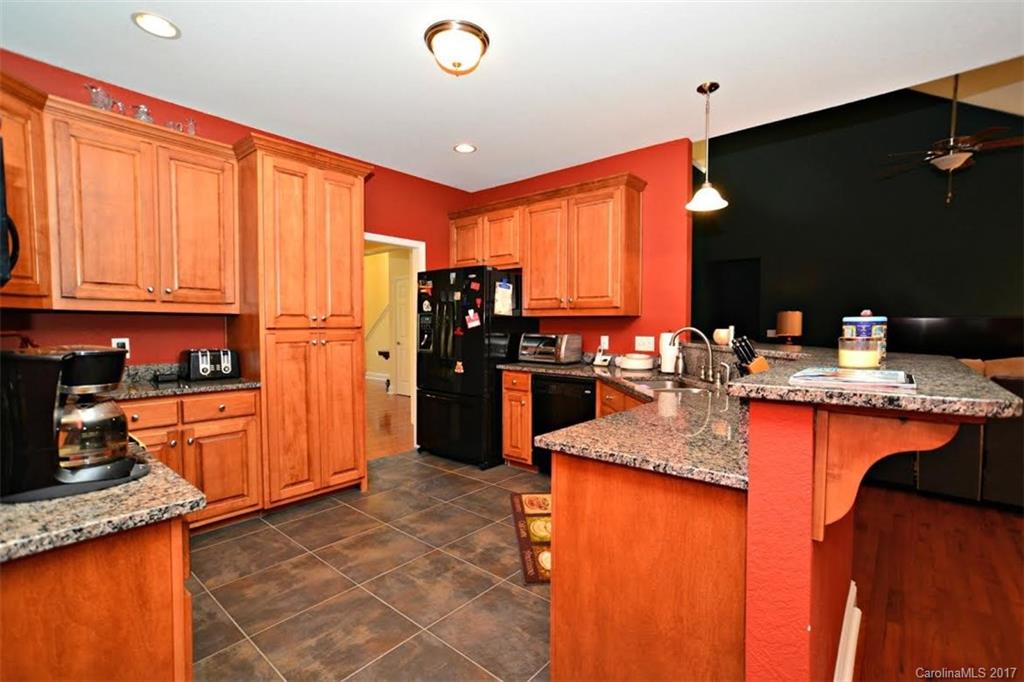 59 Woodfin Road Sylva, NC 28779 - Photo 7 of 24