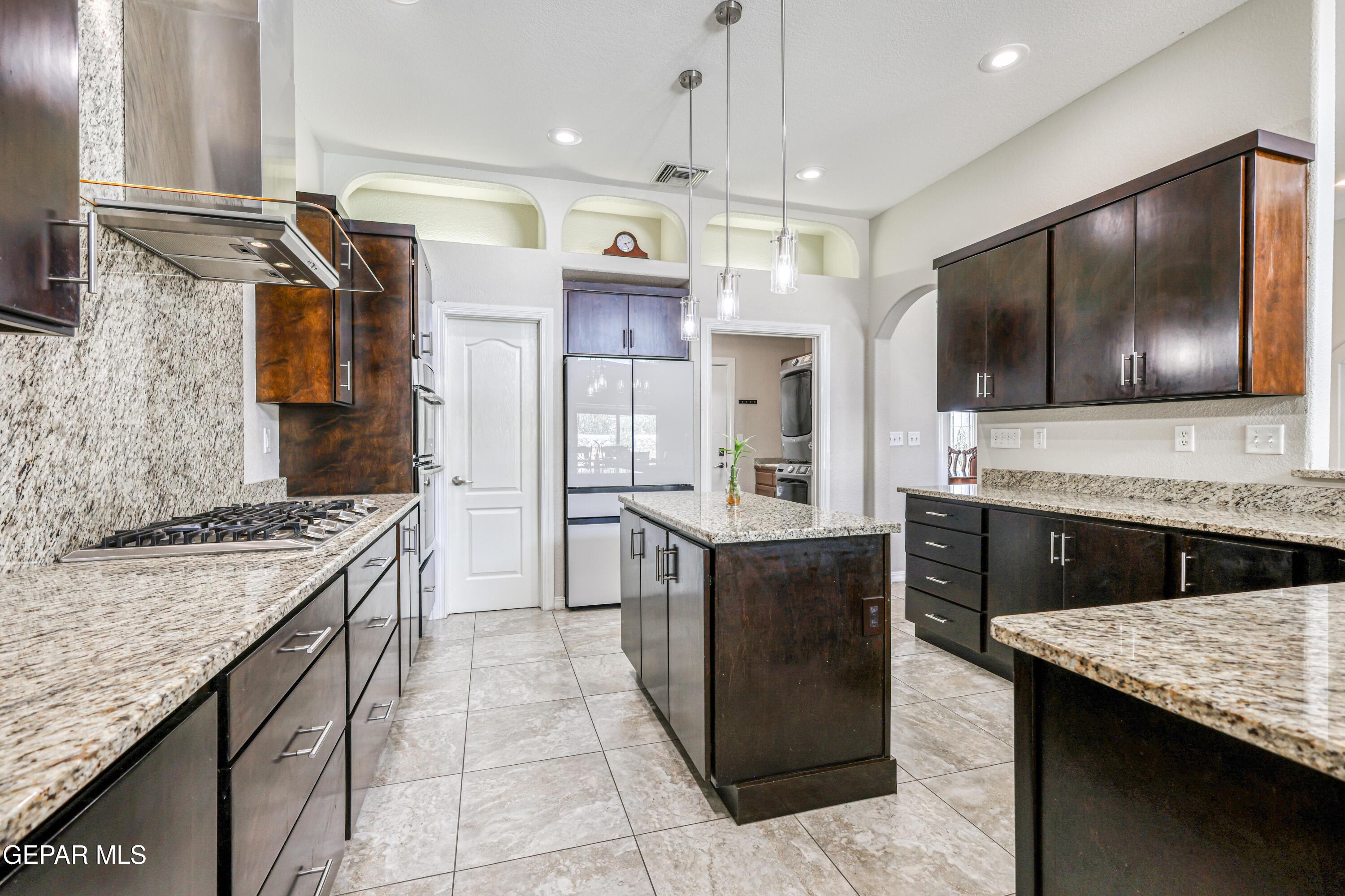 6697 Legacy Ridge Way El Paso, TX 79912 - Photo 14 of 51 362A1799_HDR