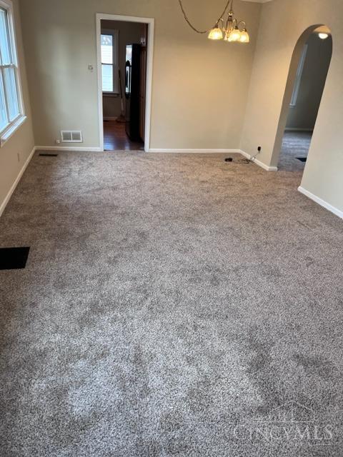 1284 Section Road Cincinnati, OH 45237 - Photo 4 of 11