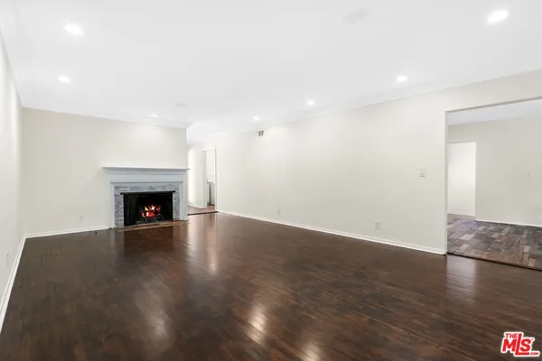 $7,200 | 15543 Del Gado Drive, Sherman Oaks, CA 91403