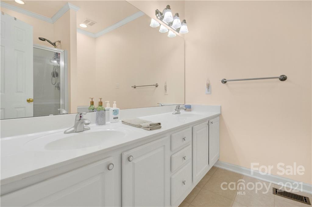105 Forest Ridge Road Mooresville, NC 28117 - Photo 17 of 39 Gallery Image 17