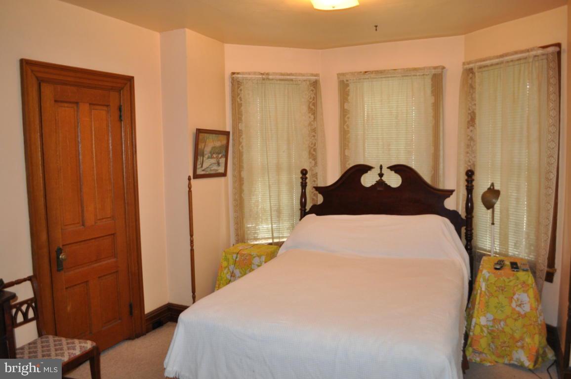 606 Auction Road Manheim, PA 17545 - Photo 18 of 32