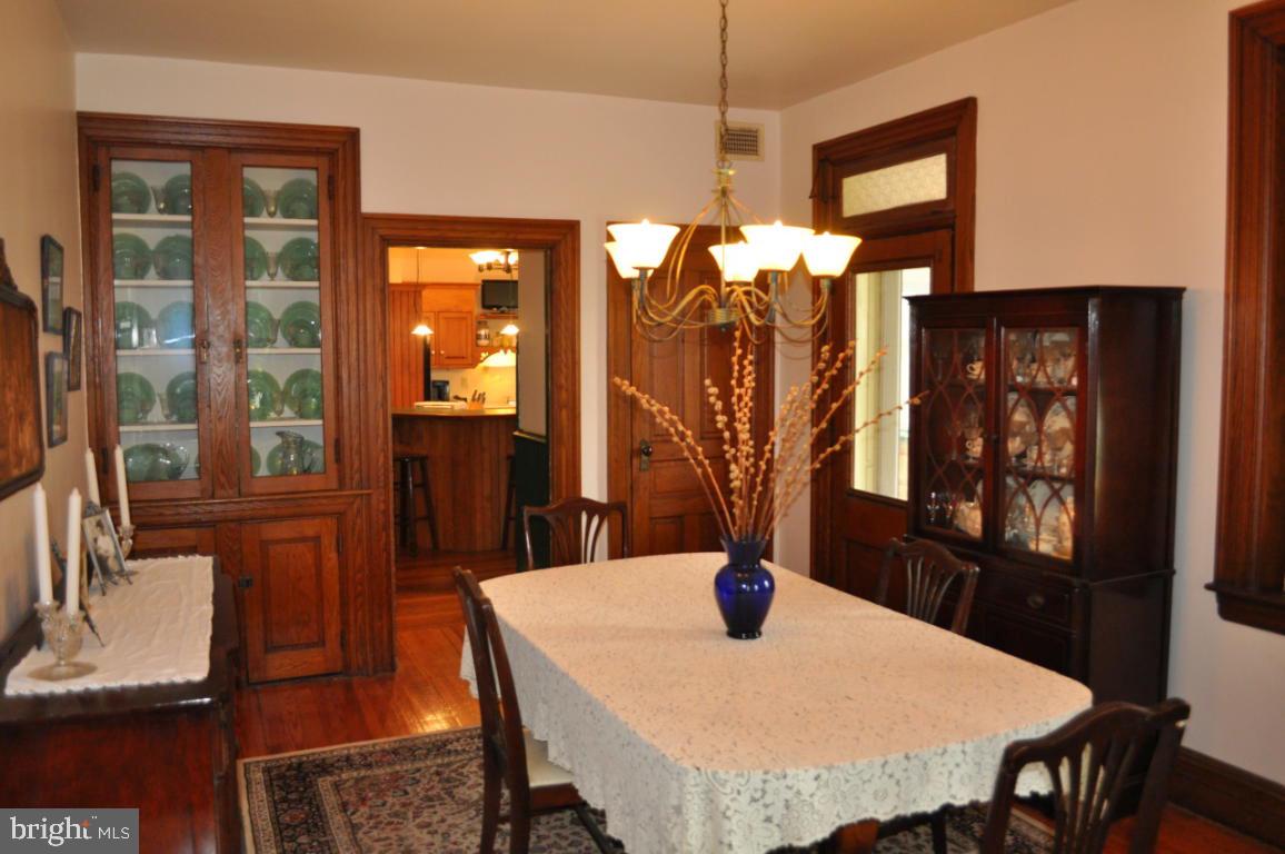 606 Auction Road Manheim, PA 17545 - Photo 3 of 32