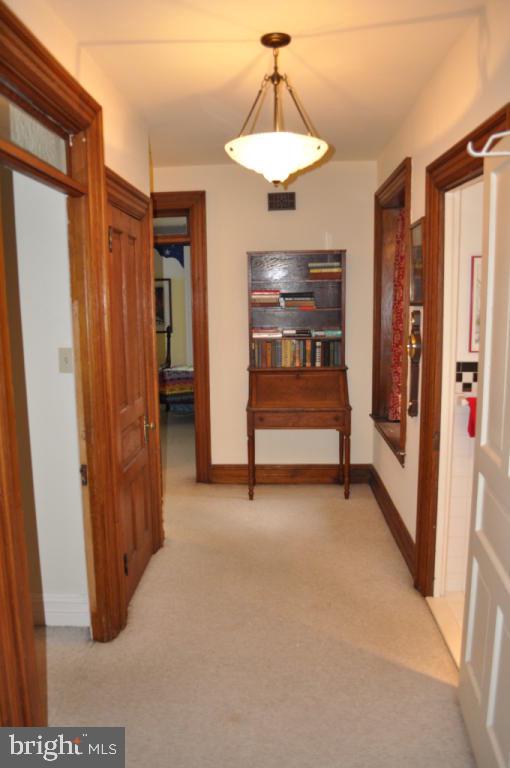 606 Auction Road Manheim, PA 17545 - Photo 22 of 32