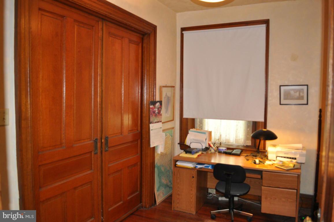 606 Auction Road Manheim, PA 17545 - Photo 5 of 32