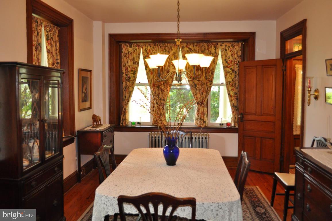 606 Auction Road Manheim, PA 17545 - Photo 8 of 32
