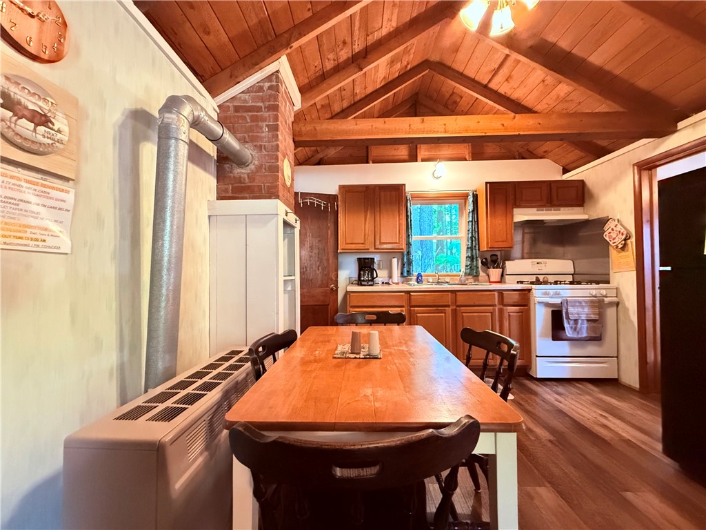 7611 West Pine Point Road, Unit 4 Hayward, WI 54843 - Photo 12 of 21
