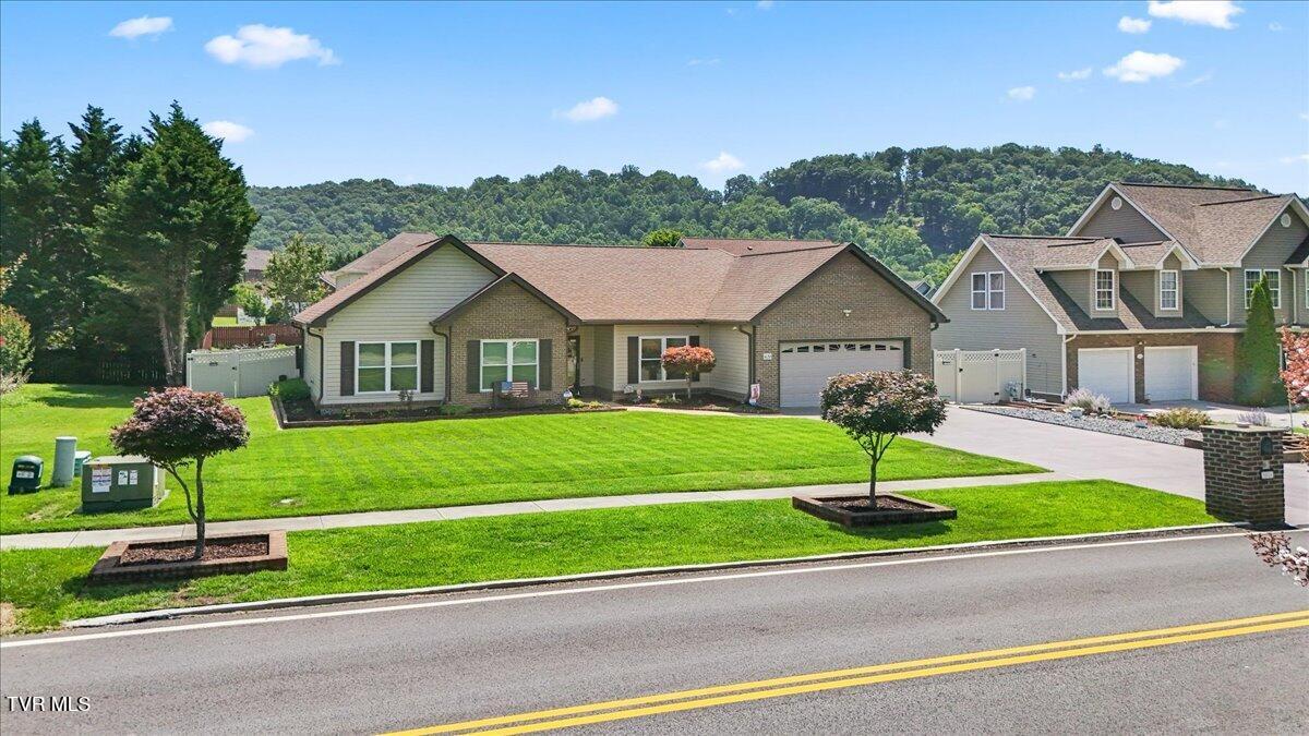 1635 Cooks Valley Road Kingsport, TN 37664 - Photo 44 of 53 44-DJI_20260703121337_0826_D