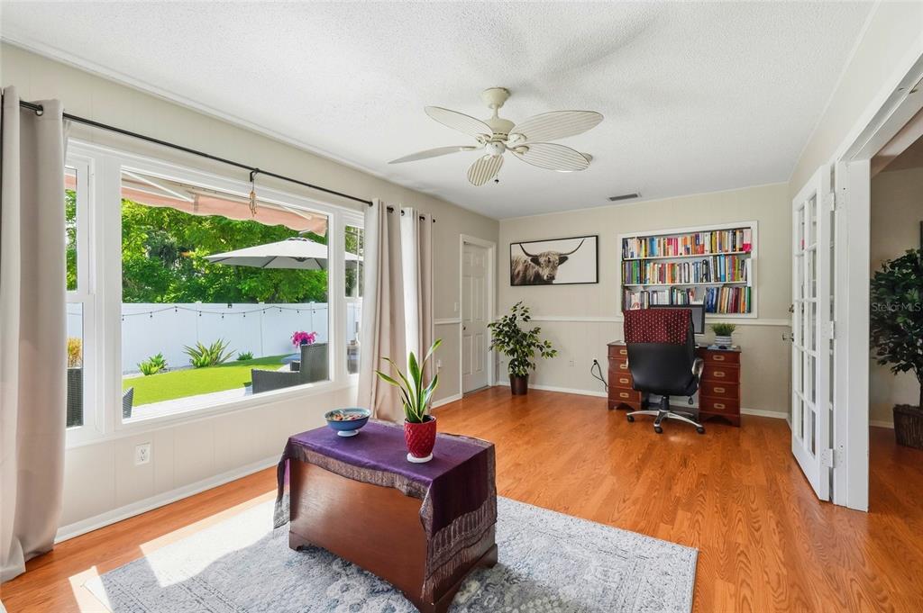 4214 Tee Road Sarasota, FL 34235 - Photo 61 of 93 Gallery Image 61