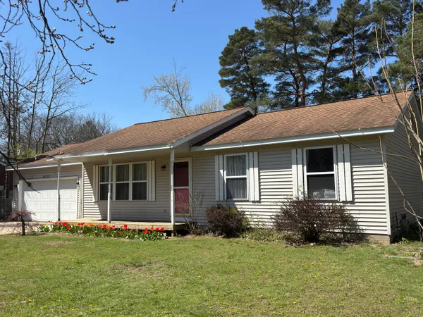 $325,000 | 15577 Pine Street, Grand Haven, MI 49417