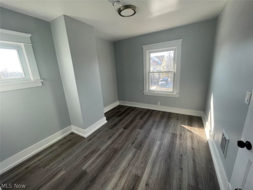 3545 Menlo Road Cleveland, OH 44120 - Photo 16 of 22 Bdrm 4