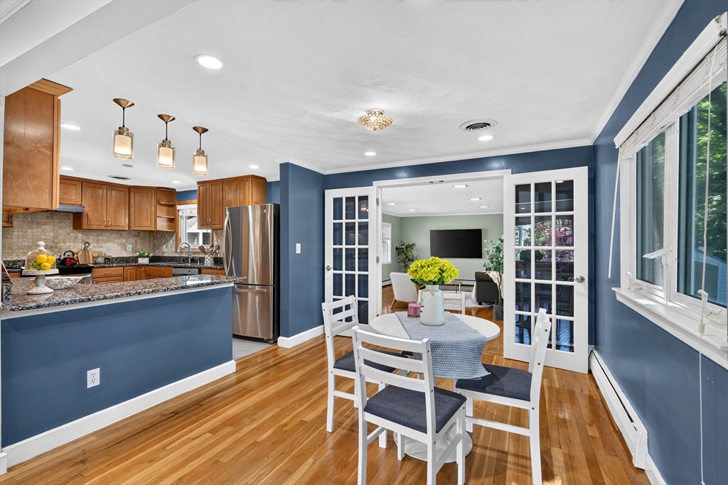 32 Bobolink Road Wellesley, MA 02481 - Photo 14 of 42