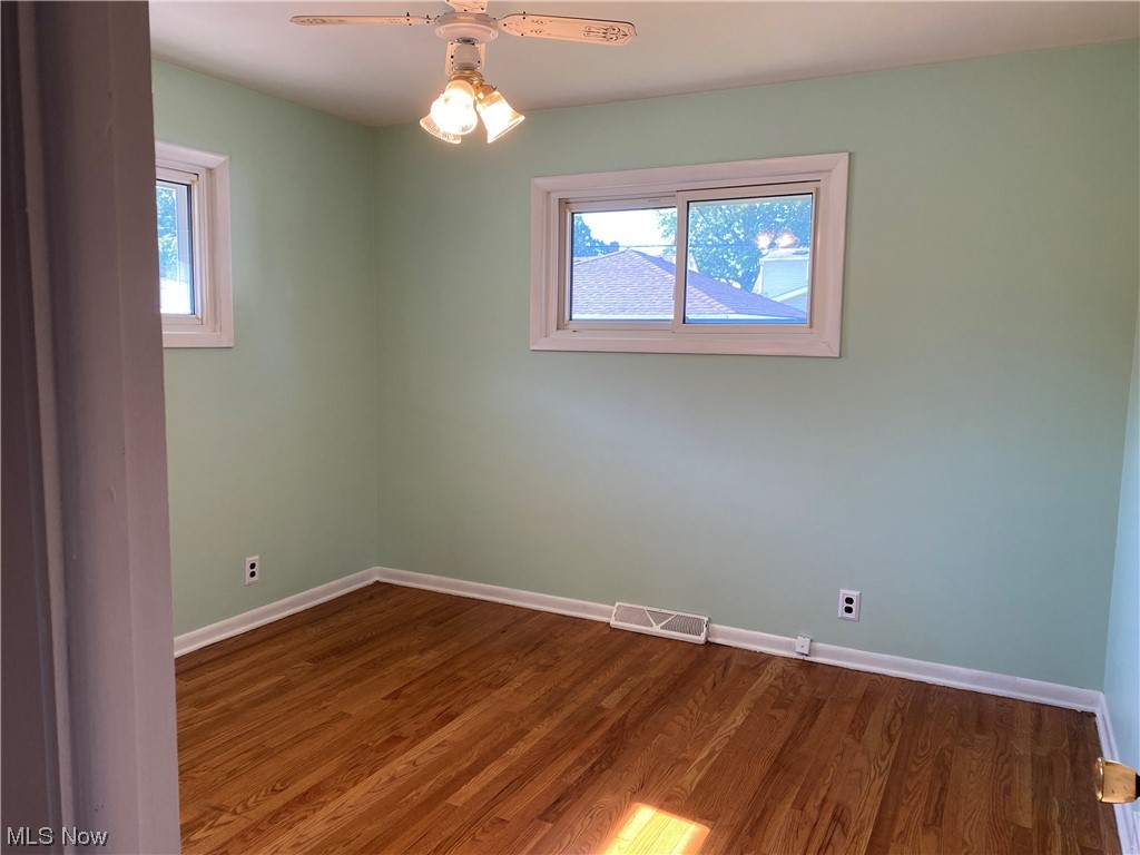 13806 Carpenter Road Garfield Heights, OH 44125 - Photo 10 of 29