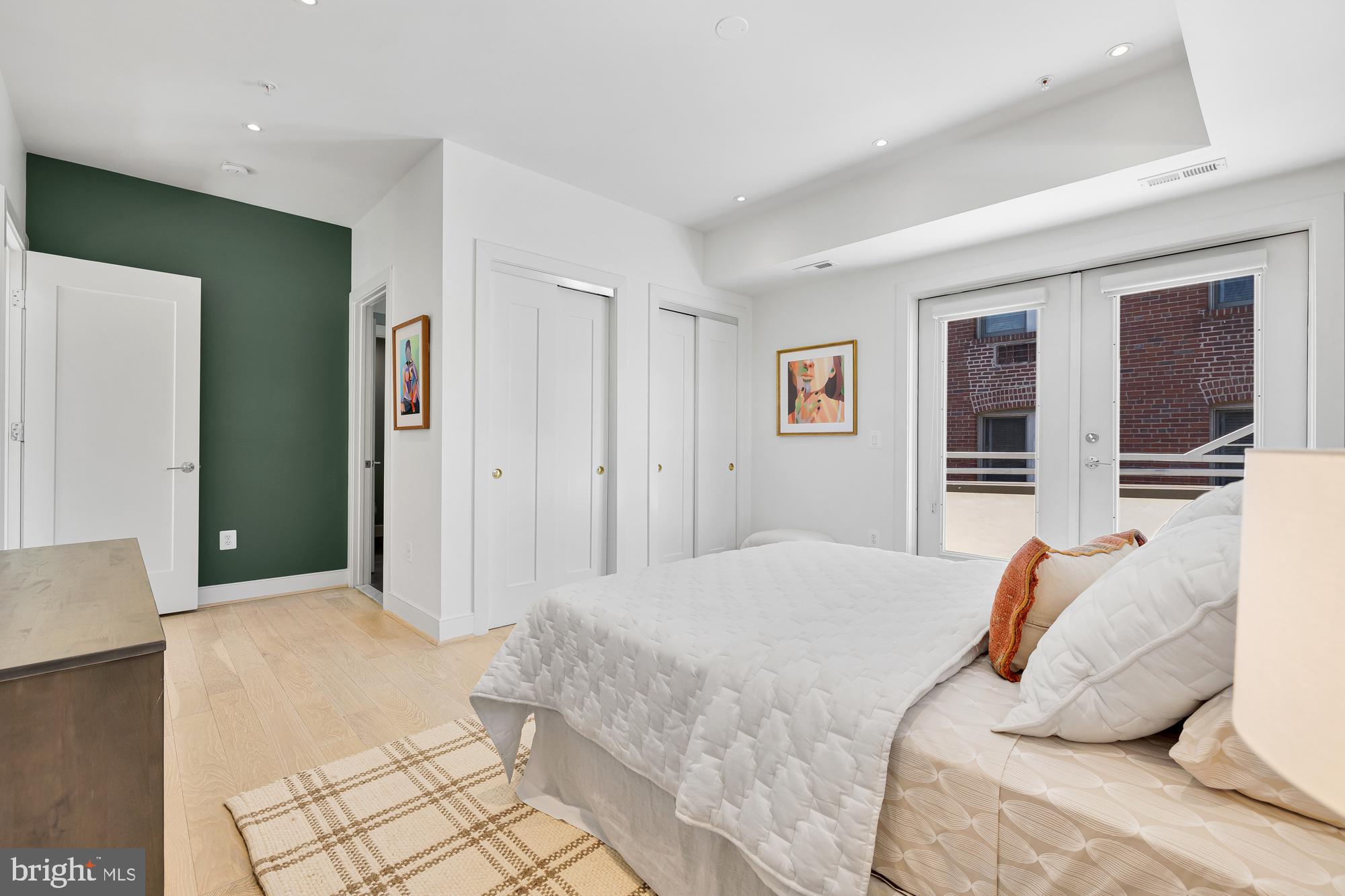 2142 O Street Northwest, Unit 900 Washington, DC 20037 - Photo 20 of 36 BR leads to 2nd outdoor space