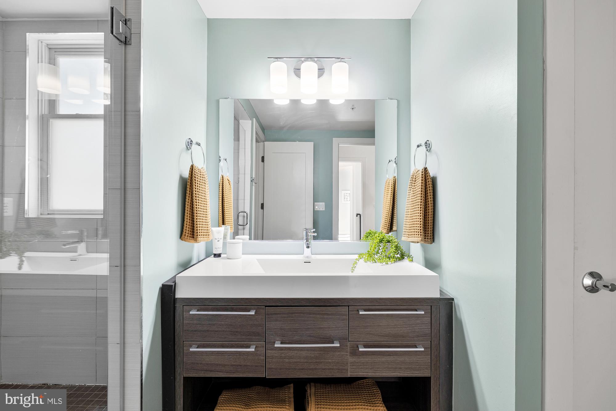 2142 O Street Northwest, Unit 900 Washington, DC 20037 - Photo 25 of 36