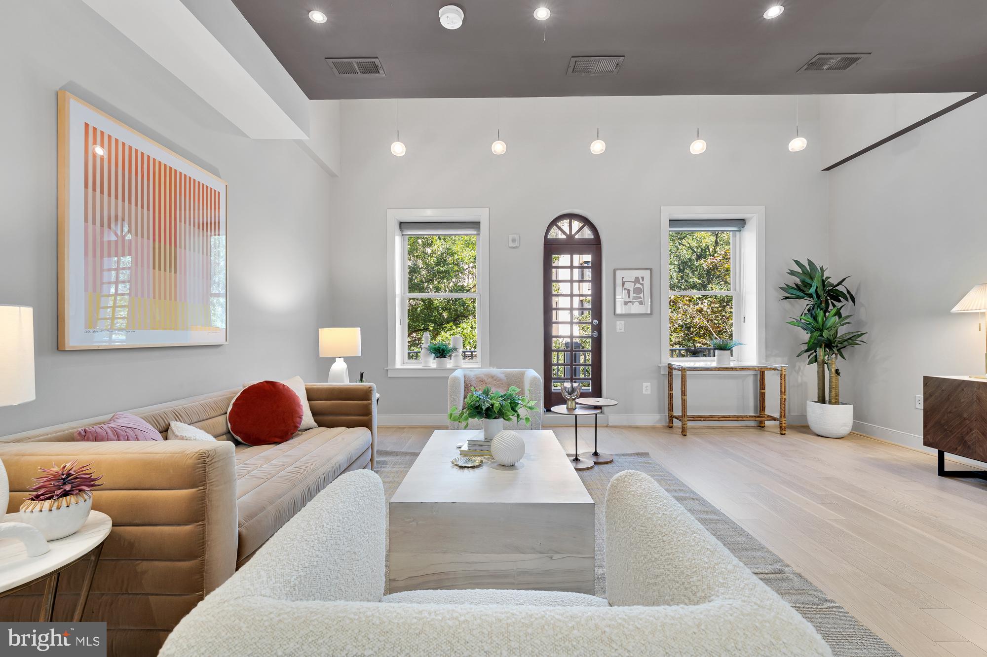 2142 O Street Northwest, Unit 900 Washington, DC 20037 - Photo 4 of 36 Architecturally beautiful balcony door