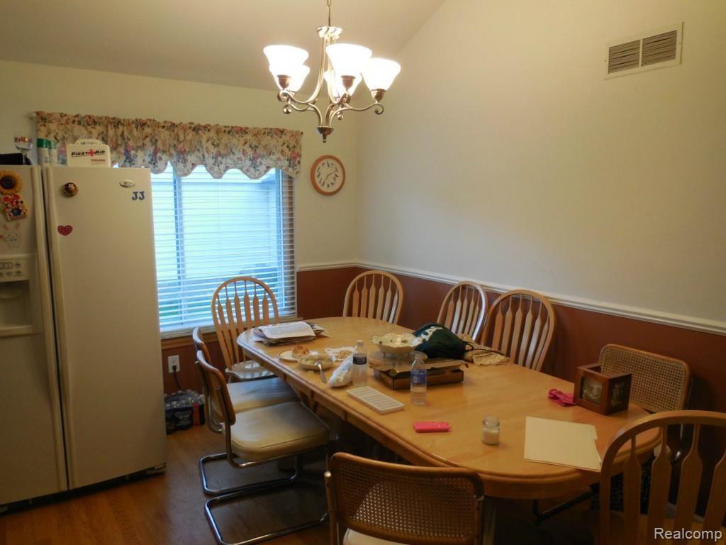 24564 Park Ridge Court Novi, MI 48375 - Photo 6 of 15