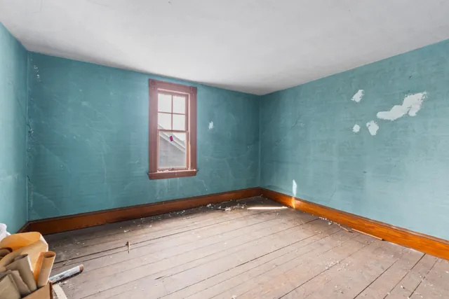 $339,500 | 37 Nichols Street, Lewiston, ME 04240