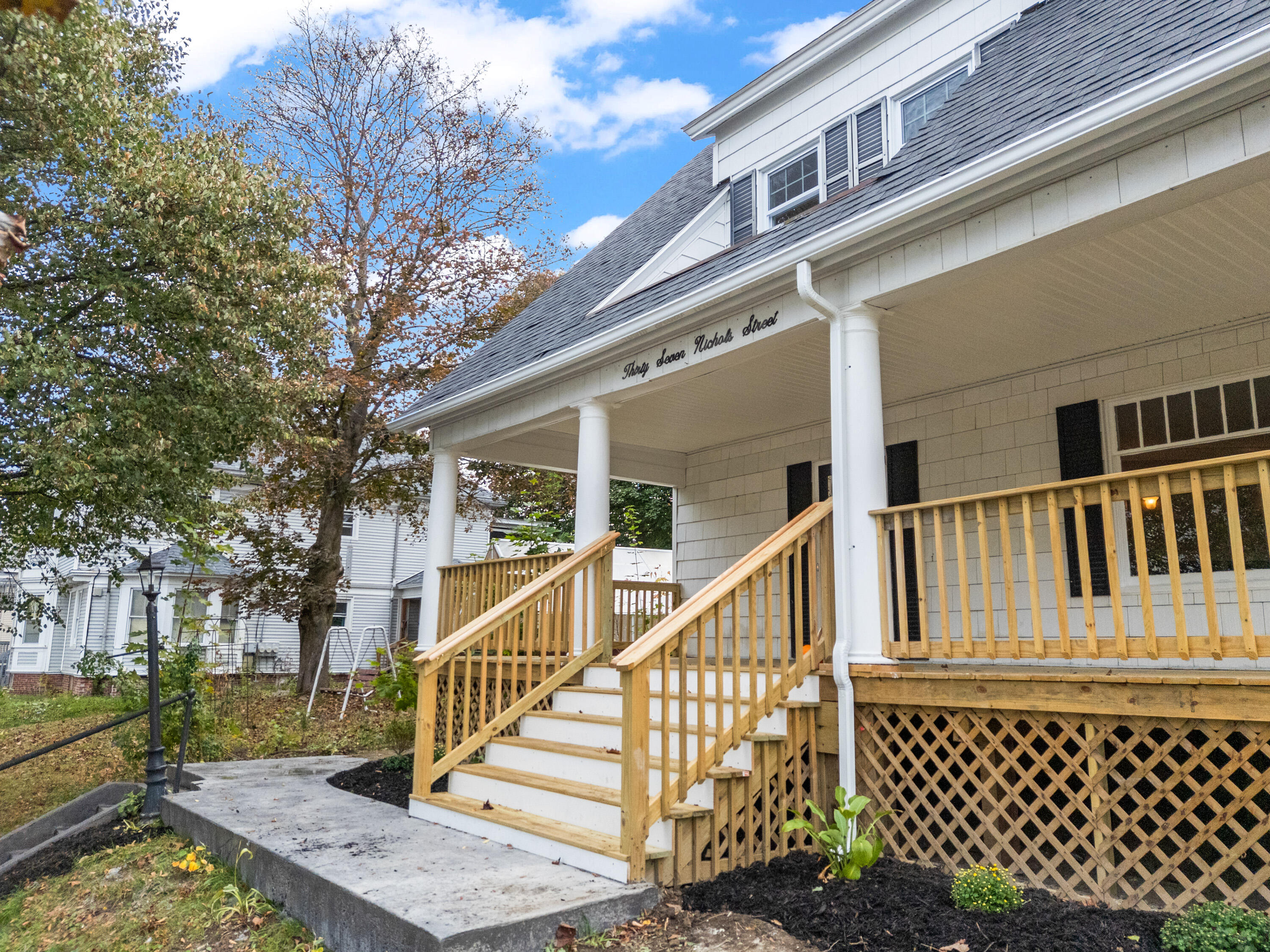 37 Nichols Street Lewiston, ME 04240 - Photo 6 of 67 37 Nichols St_104