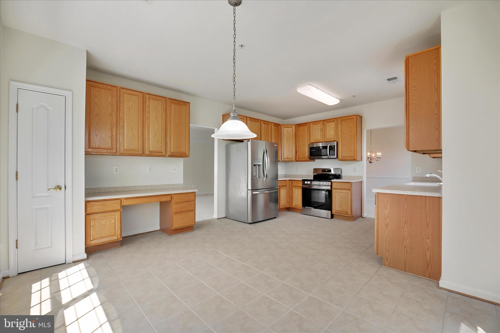 7335 Brookview Road, Unit 306 Elkridge, MD 21075 - Photo 12 of 38