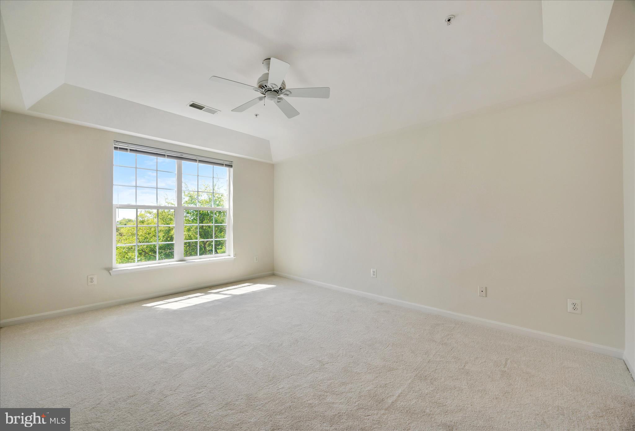 7335 Brookview Road, Unit 306 Elkridge, MD 21075 - Photo 16 of 38