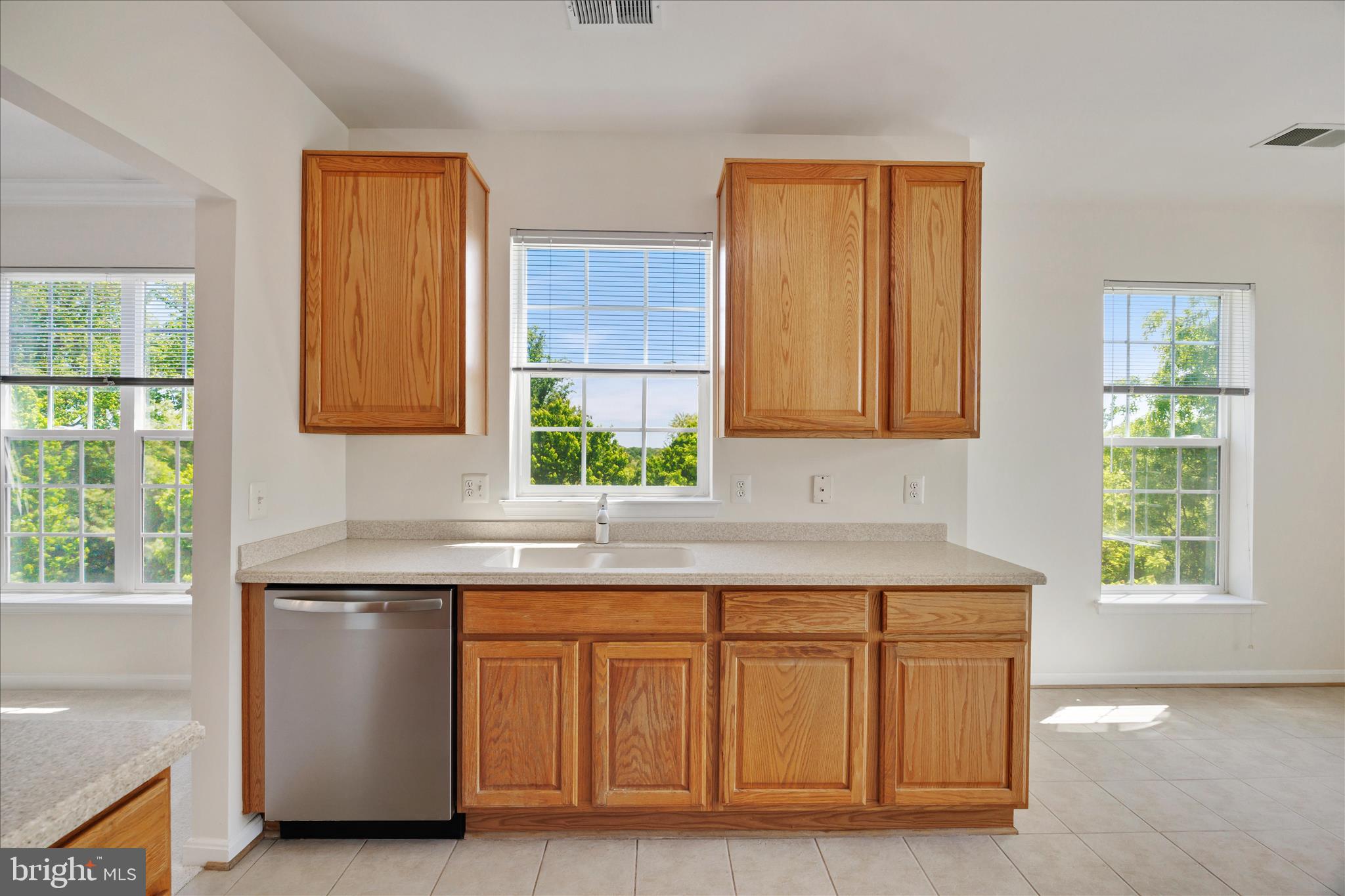 7335 Brookview Road, Unit 306 Elkridge, MD 21075 - Photo 9 of 38