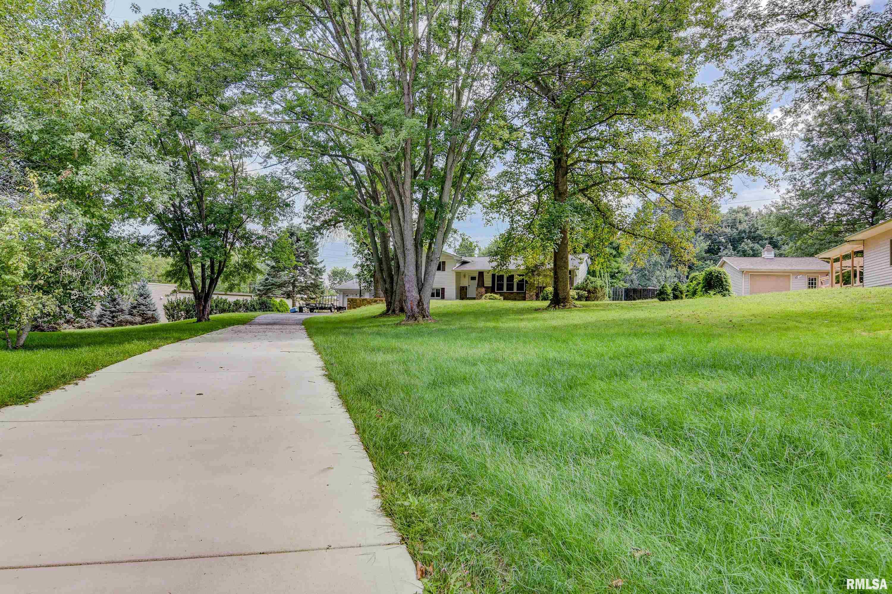 16 Cheyenne Drive Springfield, IL 62711 - Photo 5 of 42