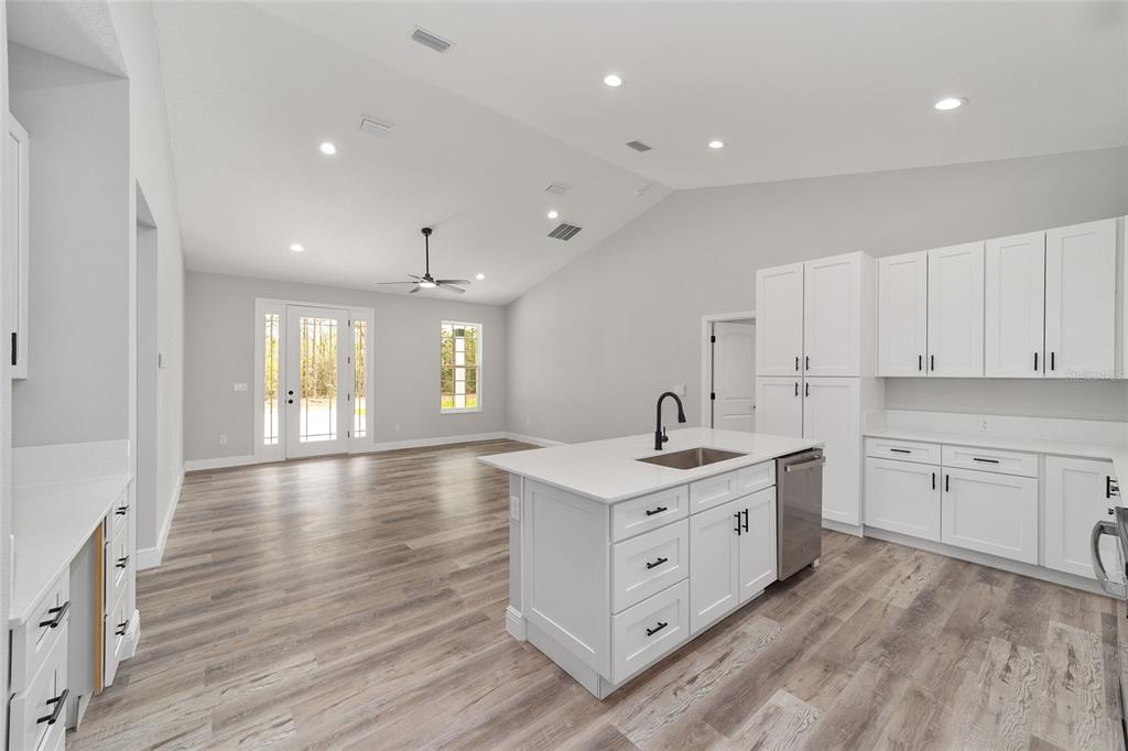 1570 Northeast 153 Court Williston, FL 32696 - Photo 18 of 50