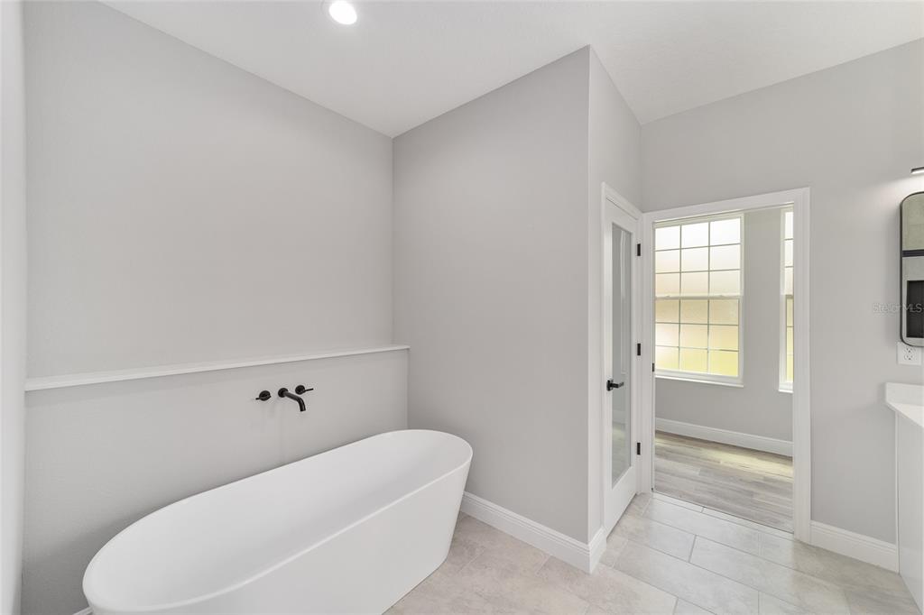 1570 Northeast 153 Court Williston, FL 32696 - Photo 22 of 50