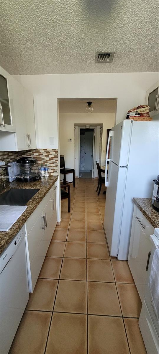 15650 Southwest 80th Street, Unit F208 Miami, FL 33193 - Photo 10 of 11 Gallery Image 10